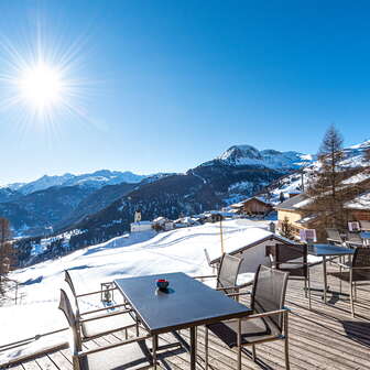 Aussicht von der Terrasse vom Restaurant Muntsulej