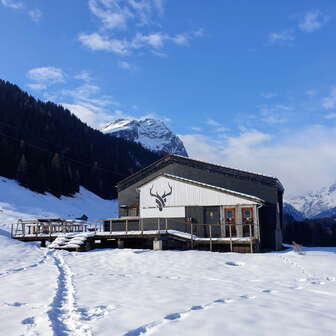 Das SELVO bei der Talstation der Bergbahnen Splügen-Tambo