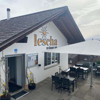 Die Terrasse vom Restaurant Lescha